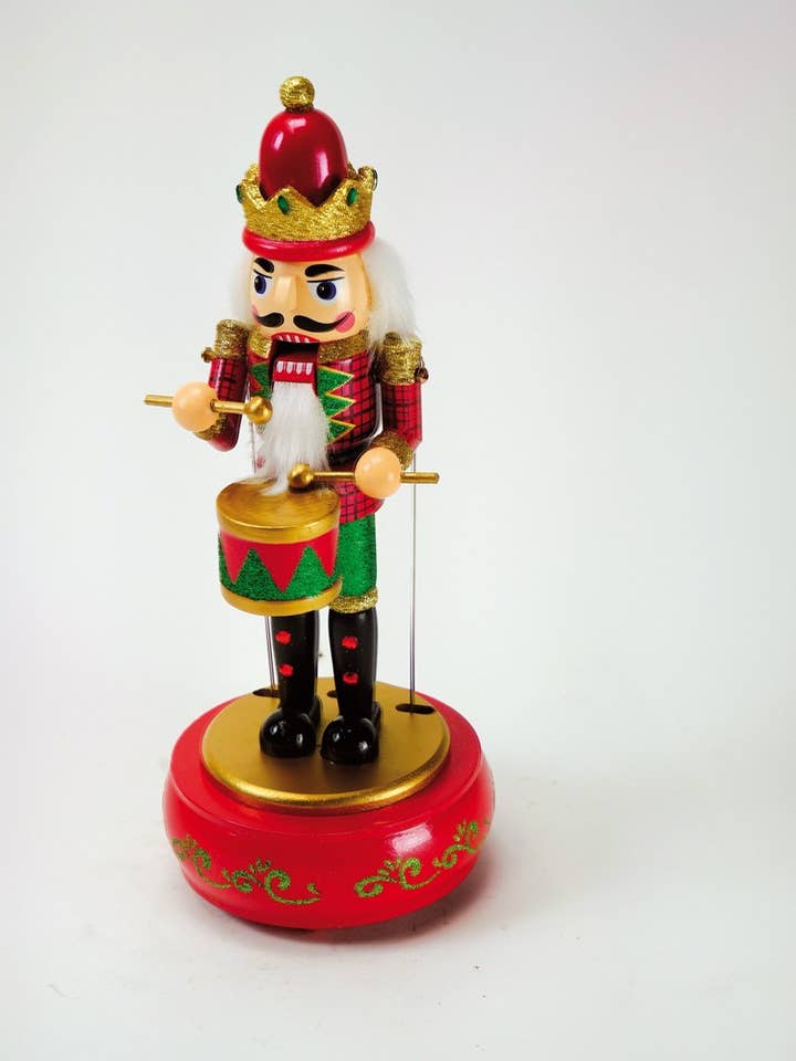 Houten notenkraker met muziekspeeldoos voor wholesale door Musicbox world