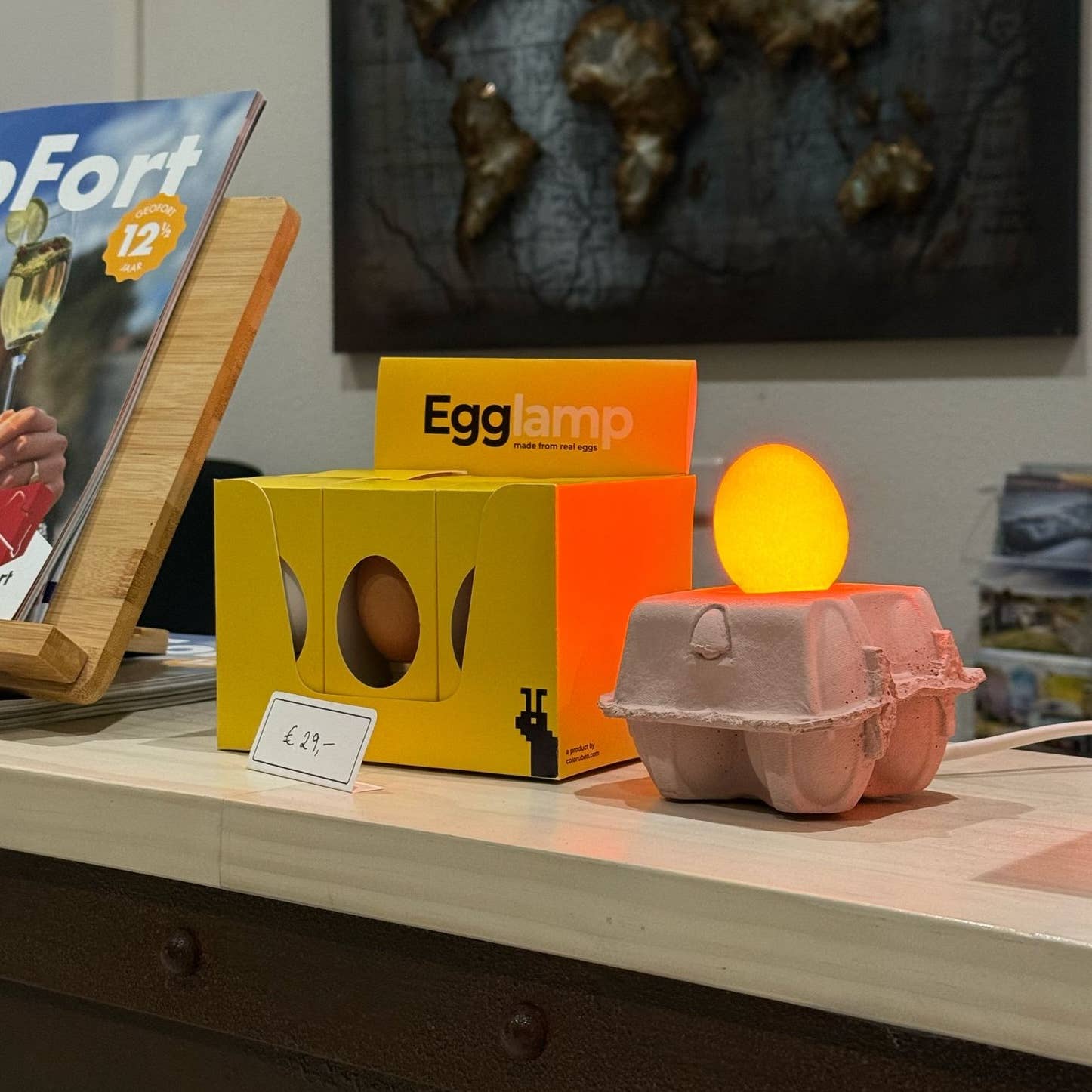 Egglamp - Wholesale Light Bulb/Puck - Egglamp Brown | Lightbulb made from real Egg5