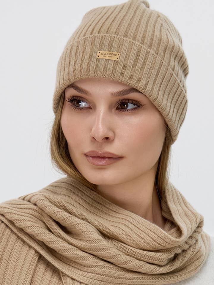 Ribbstickad mössa i merinoull för wholesale av Bellemere