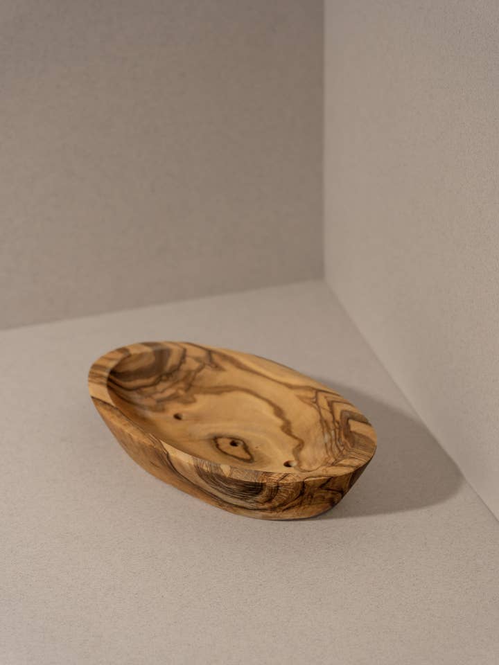 Jabonera de madera de olivo natural, con orificios de drenaje para venta al por mayor de GHARYAN Stoneware & Olive Wood Tableware | Ships from USA
