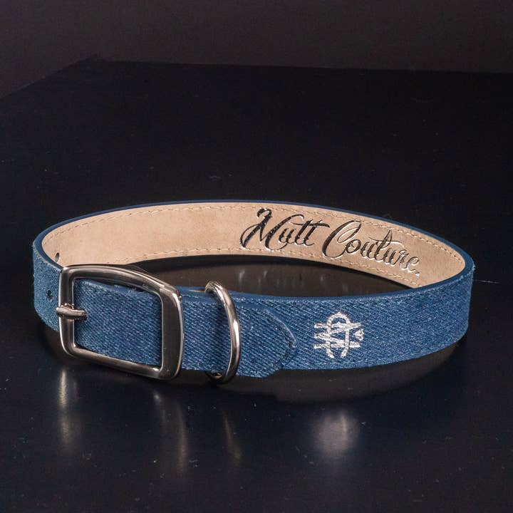 Blauwe hondenhalsband van denimleer voor wholesale door Mutt Couture
