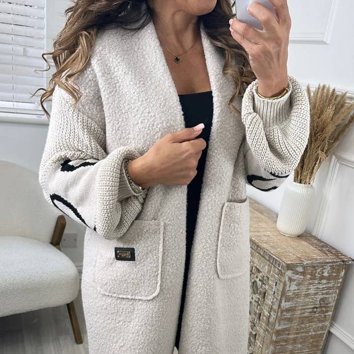 ABRIGOS y otras tendencias de Resultados para ropa marca al por mayor. Devoluciones gratuitas y condiciones de pago a 60 días en Faire en Faire.