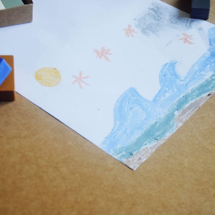 Smilogy Kids Ltd - Wholesale Crayons - Kids & Baby - Beeswax Block Rubbing Crayons | Set of 8 Crayons in Soft Pastel Shades1