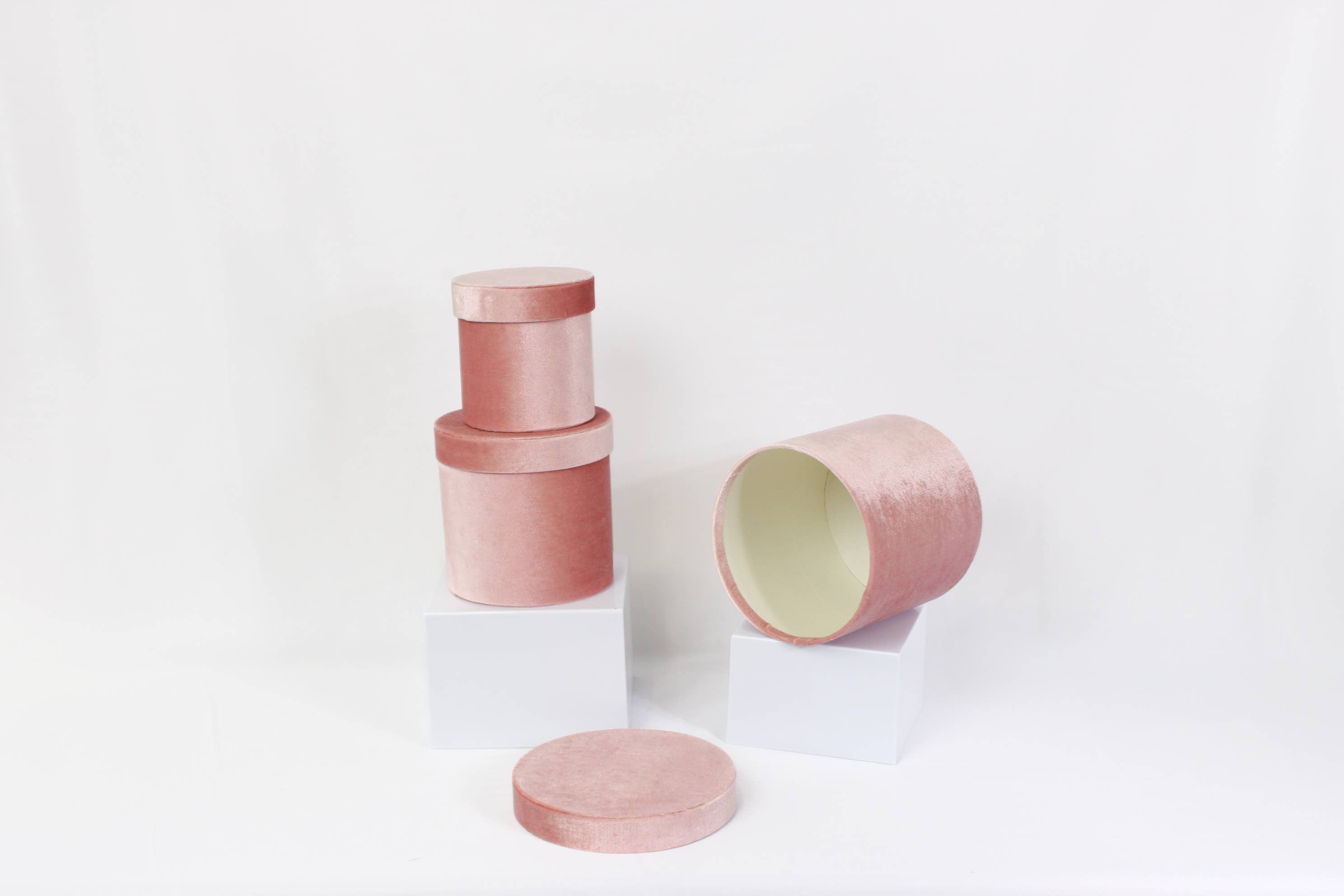 Elegant Design Supply – Engroshandel Gaveæske – Fløjlsrund blomsterhatteæske med låg18