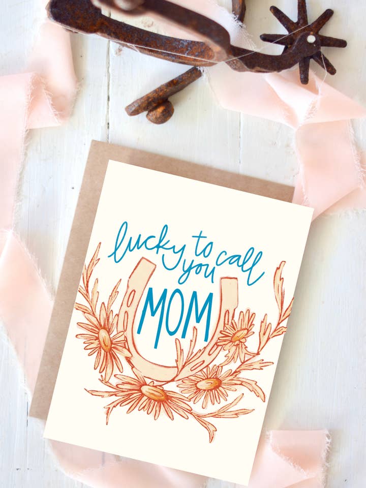 Cartão de Dia da Mãe Ferradura — Sortuda por te chamar Mãe por atacado de Tirzah Lane Art