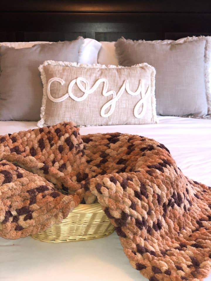 Bonfire Cozy Throw for wholesale by Best Cozy Throws