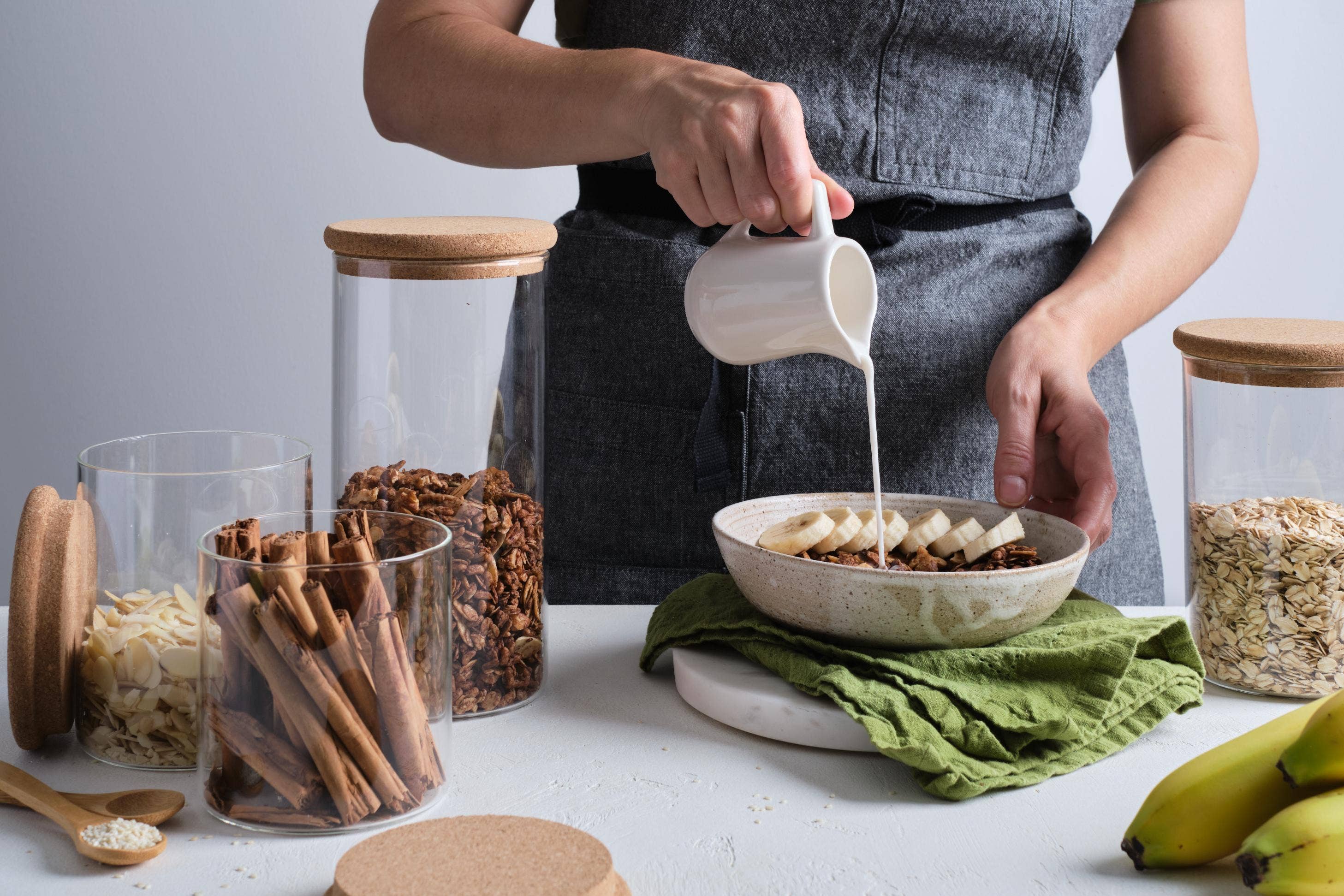 Clear KITCHEN BASICS Canister Borosilicate/Cork Lid 30oz for wholesale on Faire3