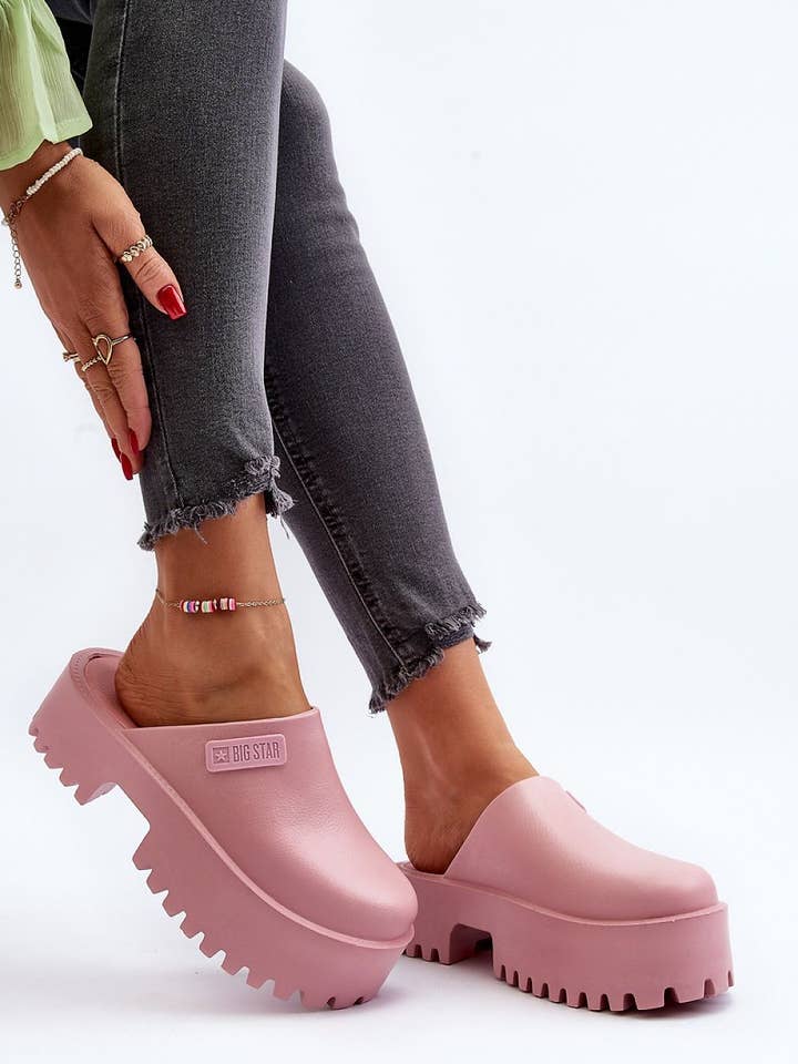 Mules Model 194119 Step in style for wholesale by Lieber Deem Marktplatz