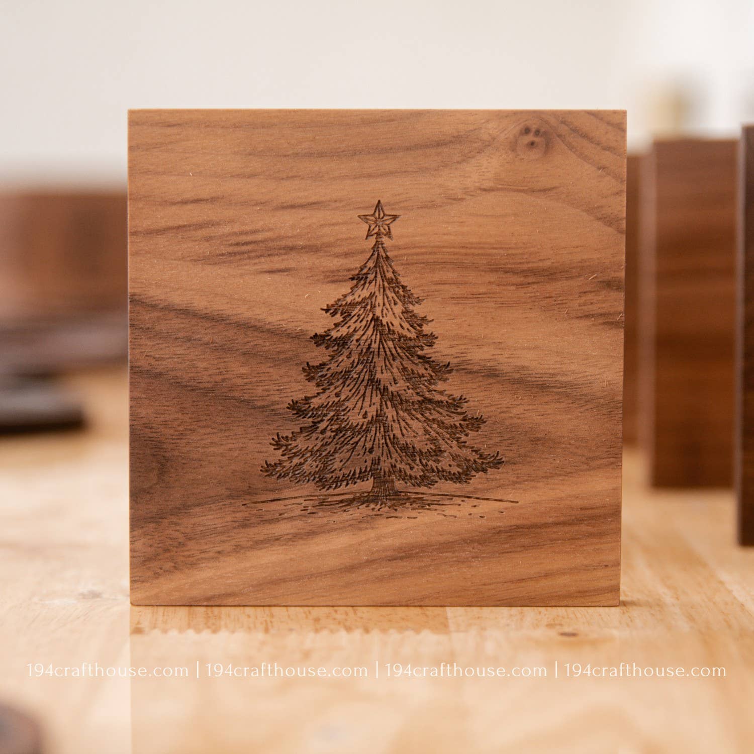 194 Craft House – wholesale Underlägg – Julgransunderlägg i valnötsträ - Heminredning & Gåva3