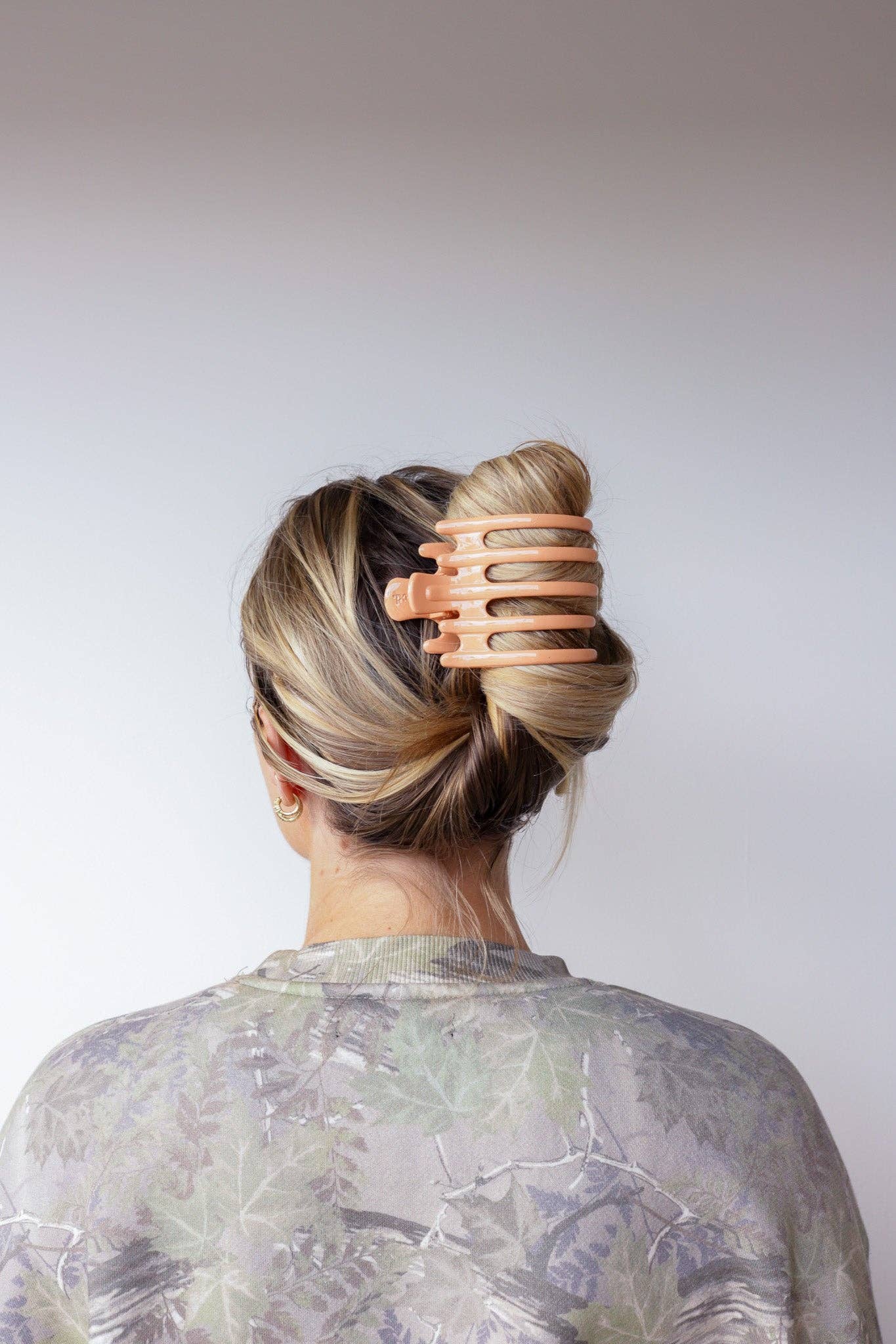 KAXI - Wholesale Hair Clip - Women's - KAXI WIDE LAY DOWN CLAW30