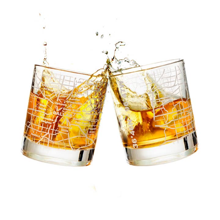 Verres à whisky Dallas Etched Street Grid pour la vente par Greenline Goods