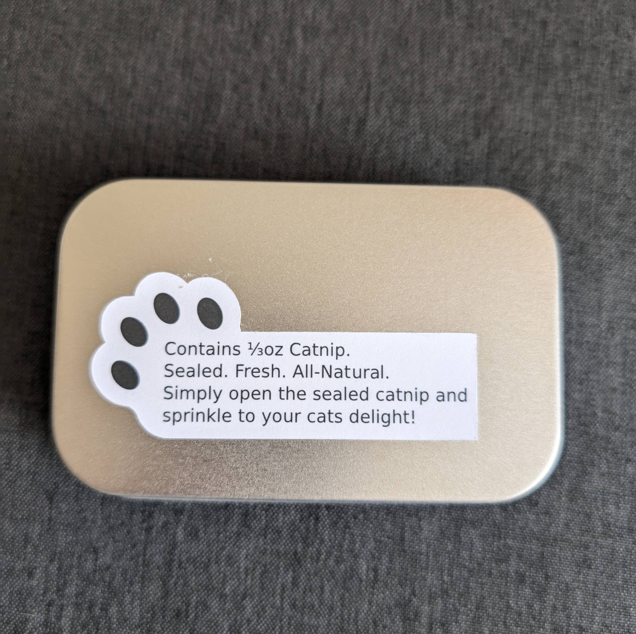 Catnipporium - Wholesale Catnip - Catnip Tin with 1/3rd oz of freshly sealed catnip.1