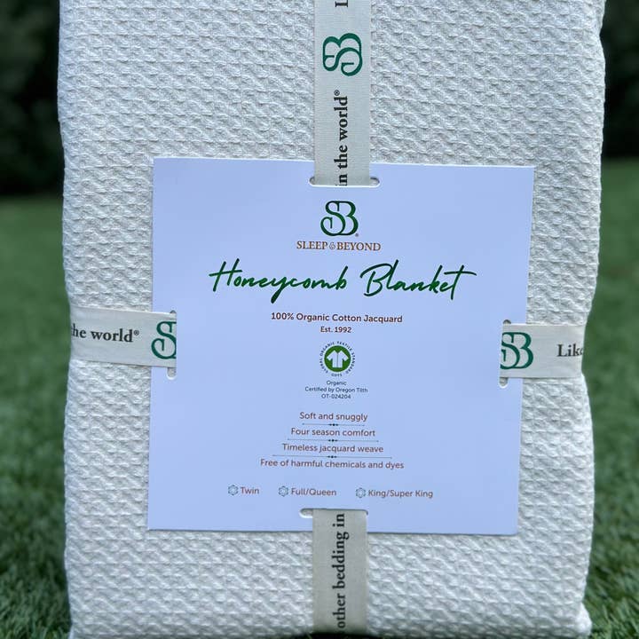 Sleep & Beyond - Wholesale Bedding blanket - 100% Organic Cotton Honeycomb Blanket5