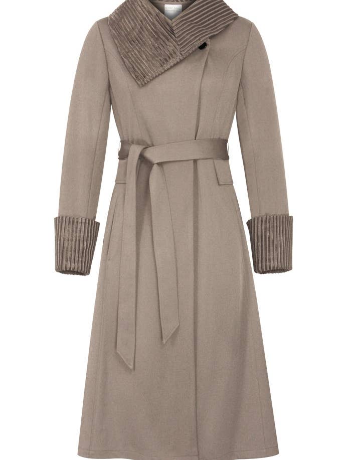 Manteau long à col rayé Chic Star en kaki 062824 pour la vente par CHIC STAR