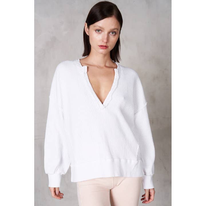 Trui met open knoopsluiting en lange mouwen voor wholesale door lalamia