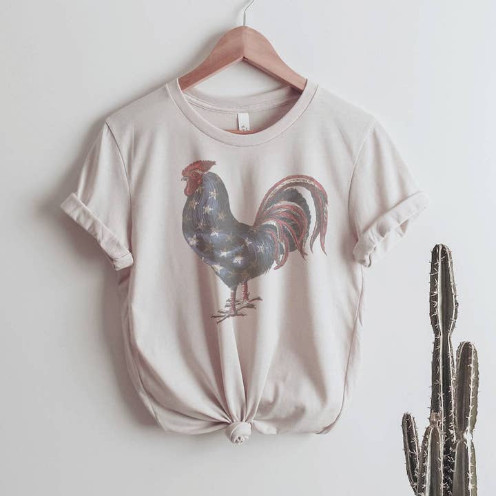 T-shirt Coq Drapeau Américain | Chemise Chicken pour la vente par Amy Anne Apparel Inc