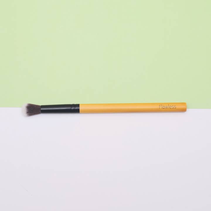 Flawless – wholesale Cheek/face make-up brush – THE Blending Brush3