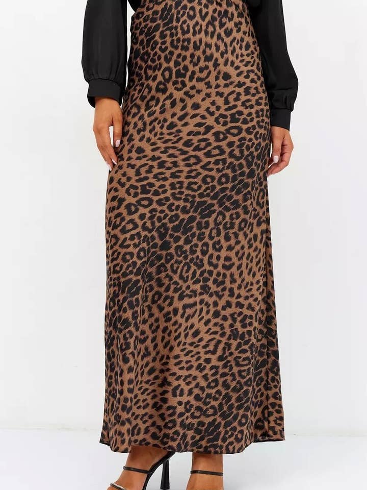 NINEXIS - Wholesale Skirt - Women's - CWBLS00717_LEOPARD PRINT SATIN HIGH WAIST MAXI SKIRT1