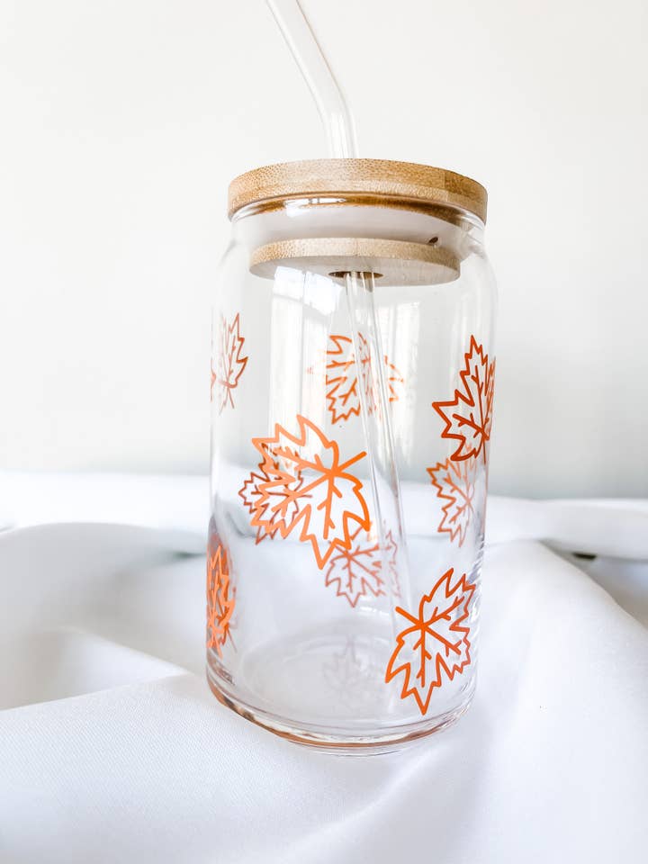 Feuilles d'érable/canette de bière/TrendyCup 16 oz pour la vente par Wild Pampas