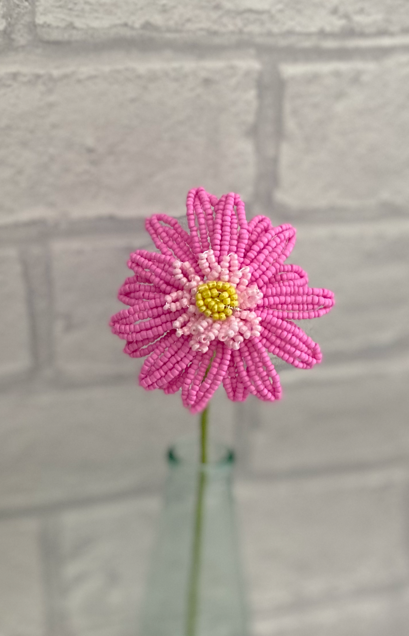 The Beaded Garden – Engroshandel DIY-hobbysæt – Gerbera (pink) perleblomst-hobbykit – en kreativ gave2