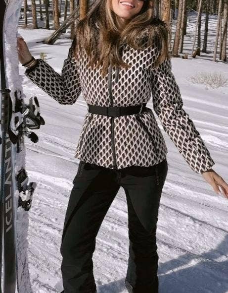 Rosa Clothing - Wholesale Coat - Women's - Printed hooded ski padded quilted jacket with belt11