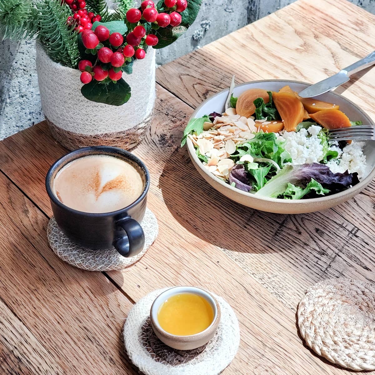 KORISSA - Wholesale Coasters - Handwoven Natural Drink Coaster • Gift Set with Green pouch4