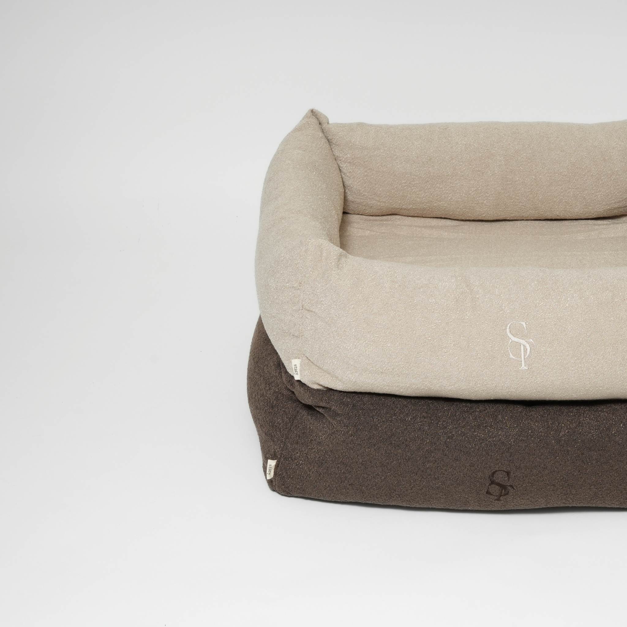 Staey – wholesale Pet bed – Dog – Vera Dog Bed | Chestnut Bouclé11