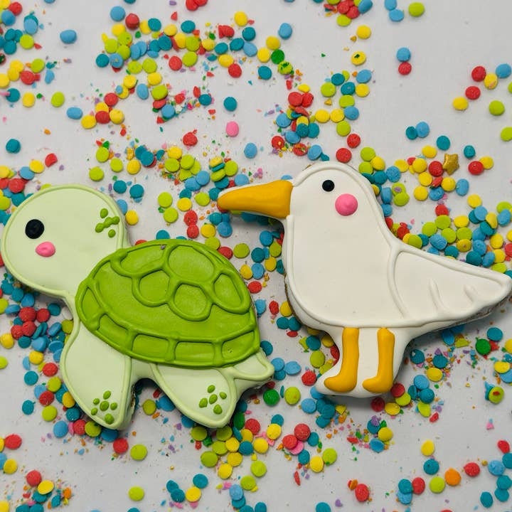 Lucky Biscuit Pet Bakery - Wholesale Pet Treats - Dog - Dog Days of Summer