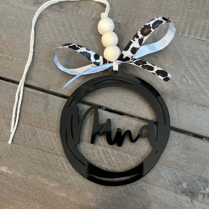 Acryl Nana Car Charm voor wholesale door These Days Designs