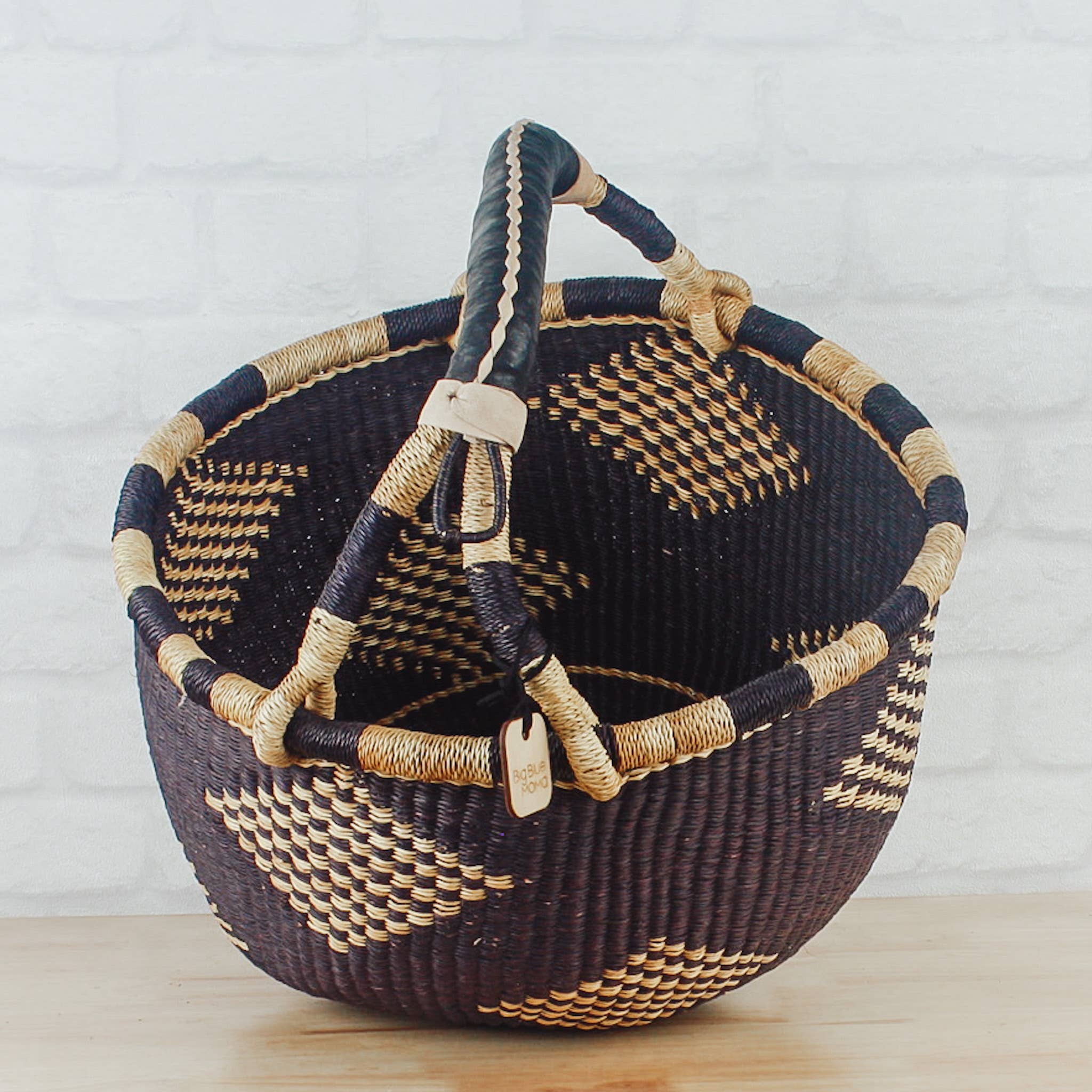 Big Blue Moma - Wholesale Basket - Round Basket Large - Natural Palette7