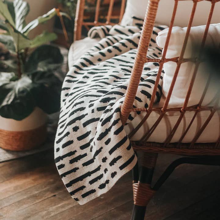 Seek & Swoon - Wholesale Throw Blanket - Chelsea Boho Throw Blanket - Classic, Cozy Home Decor