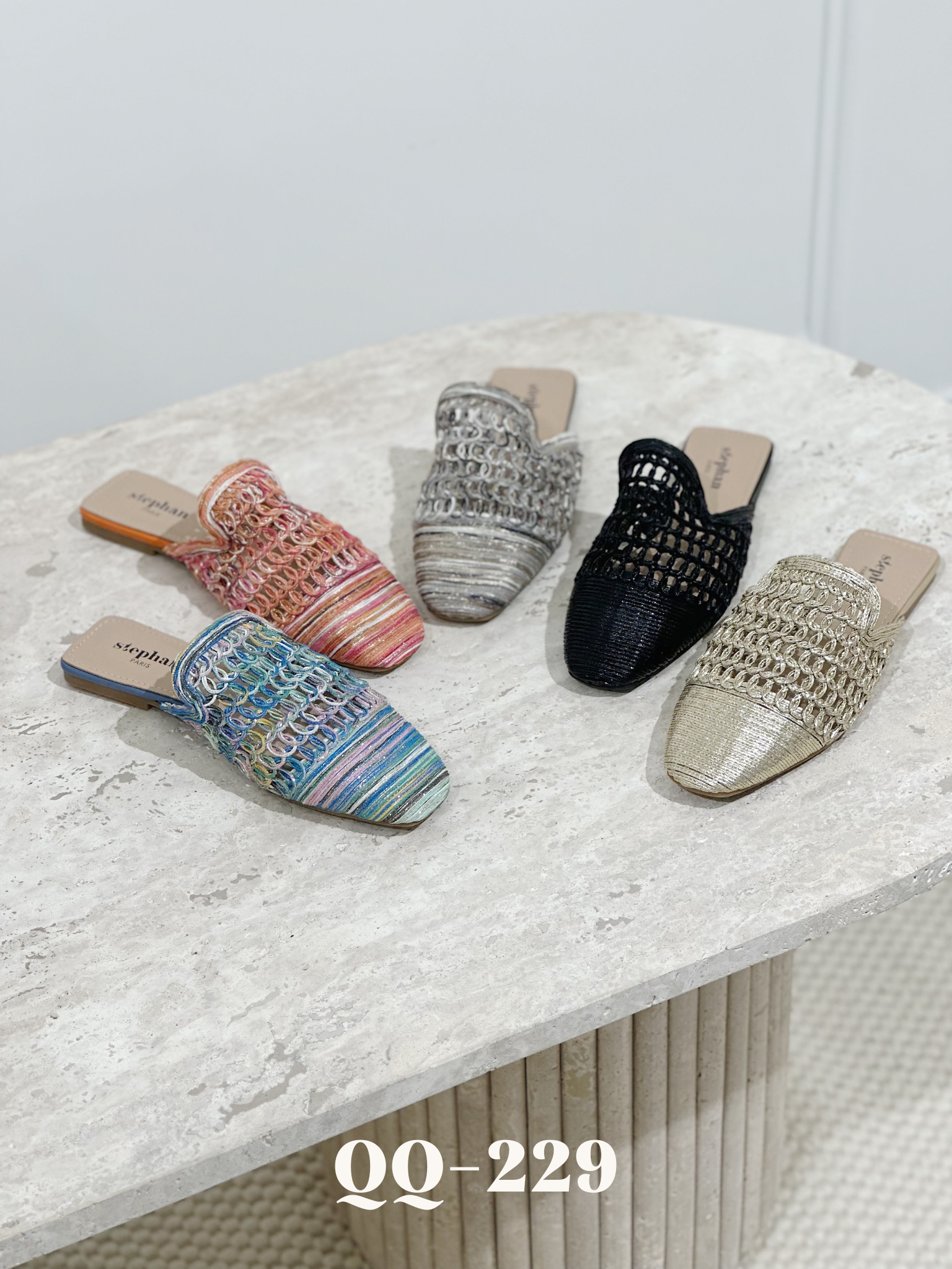 Sort Flade mules i farvet mesh QQ-229 for engroshandel på Faire1