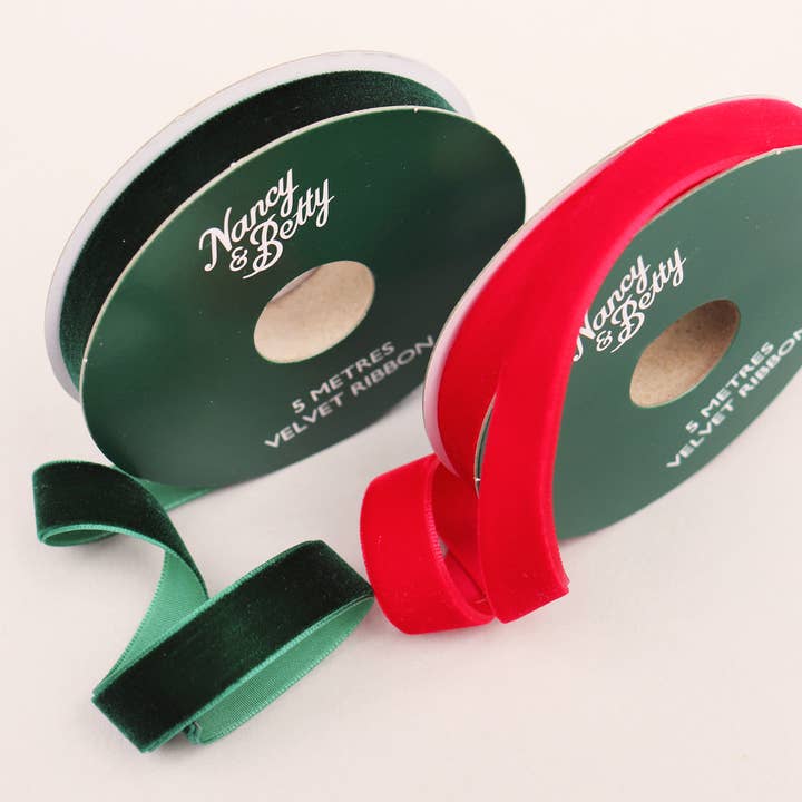 Nancy & Betty Studio – wholesale Ribbon – Gift wrapping – VELVET RIBBON - HUNTER GREEN - 5m2