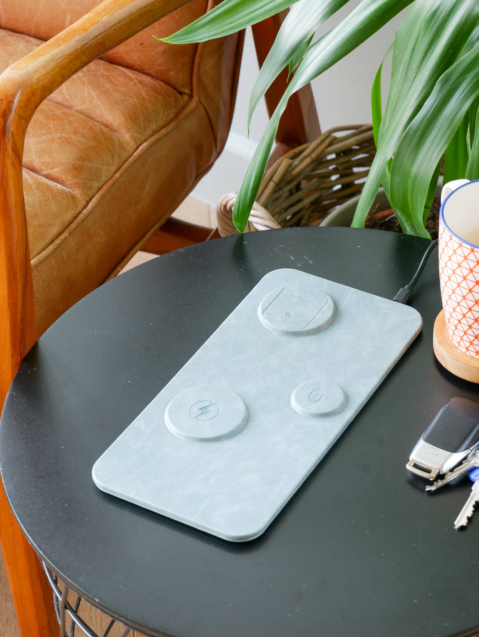 Steepletone UK Ltd - Vente Station de charge - Station de charge sans fil 3 en 1 en cuir PU7