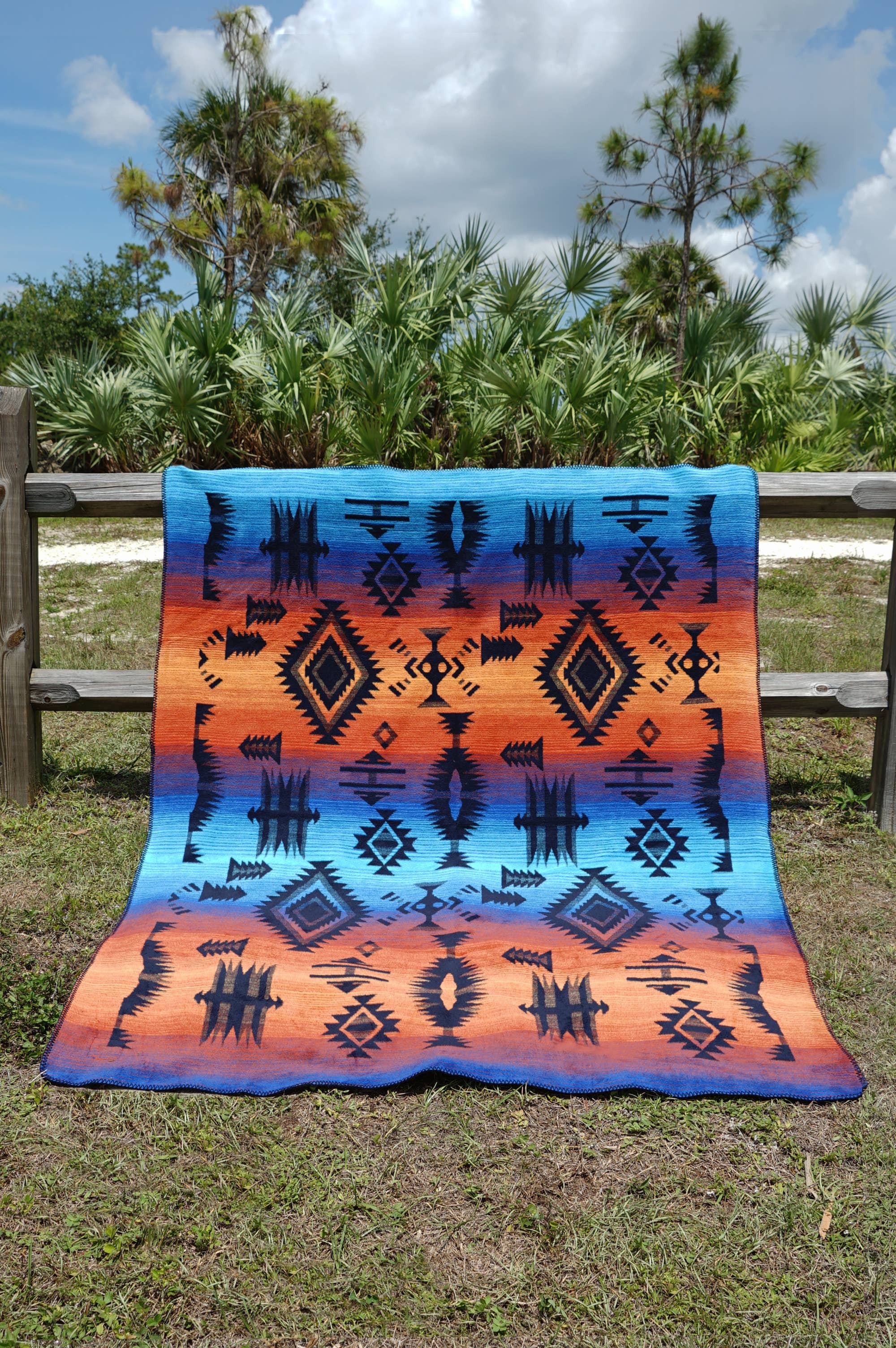 Earth Ragz - Wholesale Throw Blanket - TWIN REVERSIBLE JACQUARD BLANKET LAGUNA5