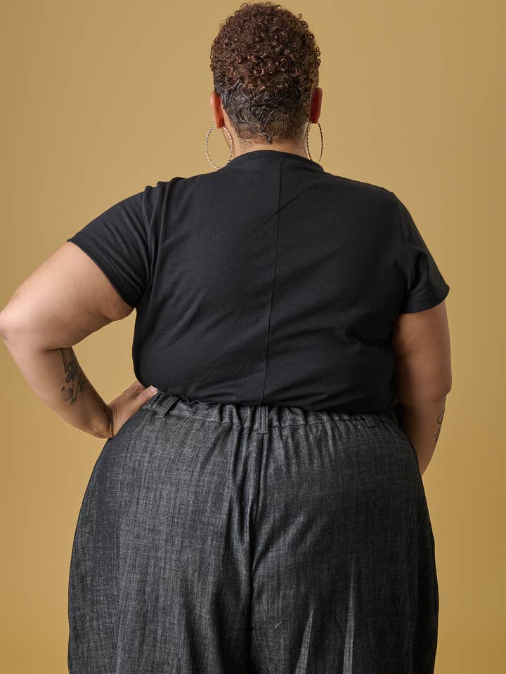 Mia T-Shirt - Black Crew Neck for wholesale by Alice Alexander