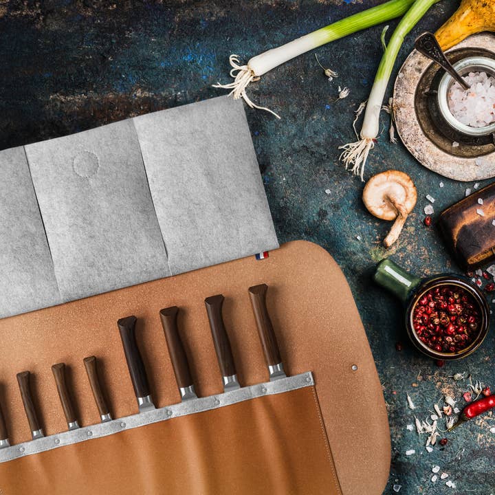 Opinel - Wholesale Knife Storage - 8-Piece Knife Roll Made in France Collection4