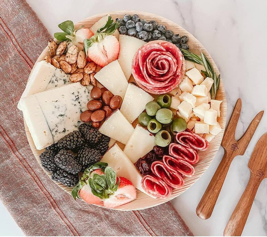 Charity Leaf - Wholesale Disposable Plate - Palm Leaf Round Plate - 10" Inch - Pack of 50 Plates5