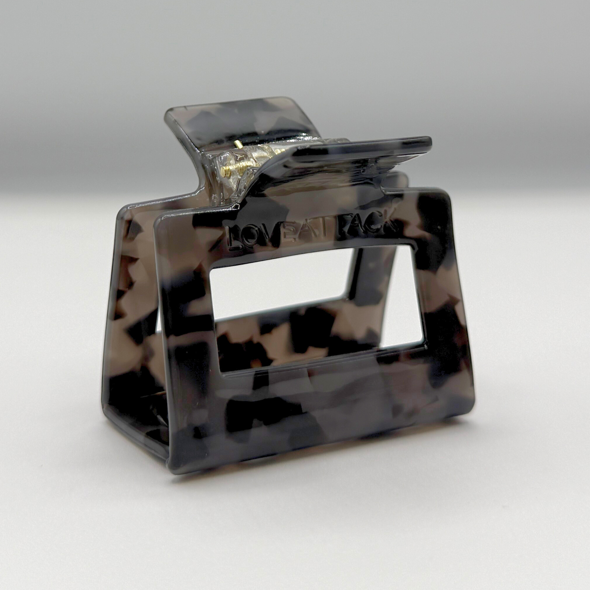 Love Attack - Wholesale Hair Clip - Women's - Raya Cellulose Acetate Hair Claw Clips19