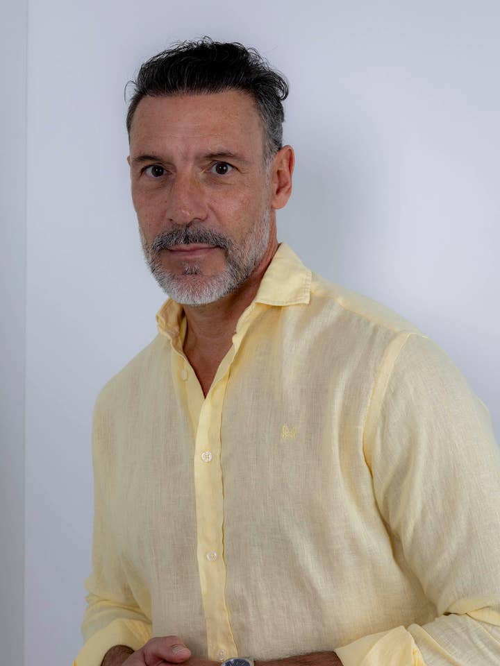 Custi Mikelo – wholesale Skjortor – Herr – Gul Linneskjorta | Lanzarote