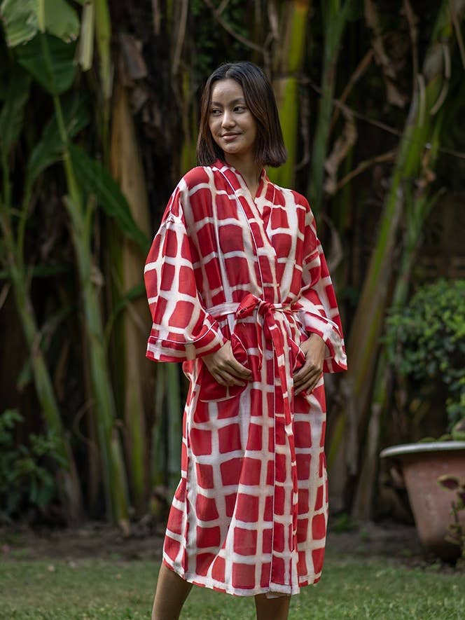 Handprint – wholesale Kimono – Women's – RED & WHITE SQUARES SILK KIMONO Price Change 20240