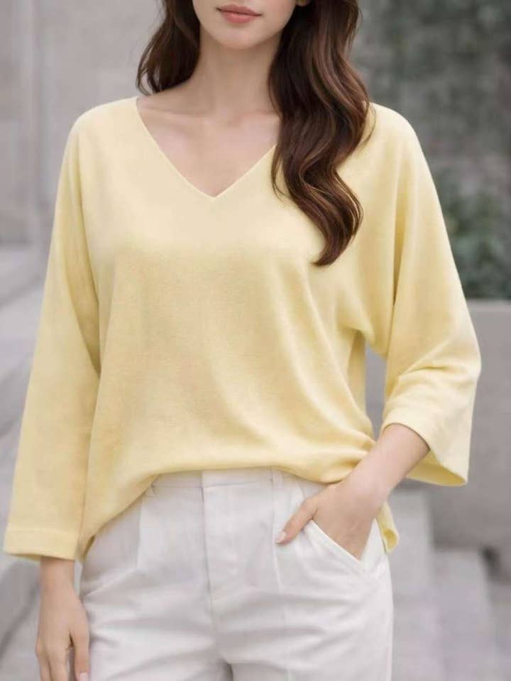 Fluid V-Neck Top – Back Knot 13120 for wholesale by L.STEVEN