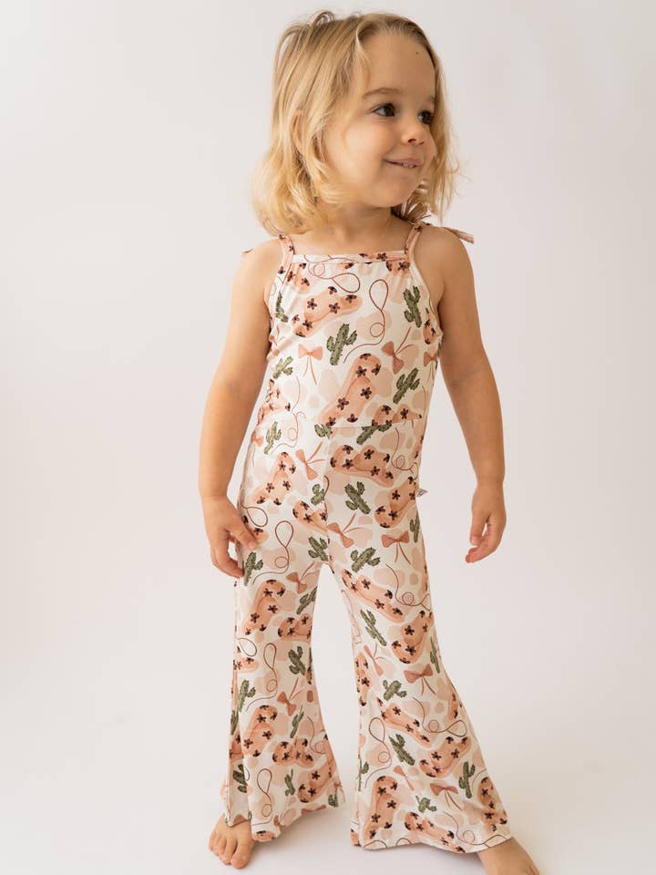 Combinaison Bell Cowgirl pour la vente par House of Henry