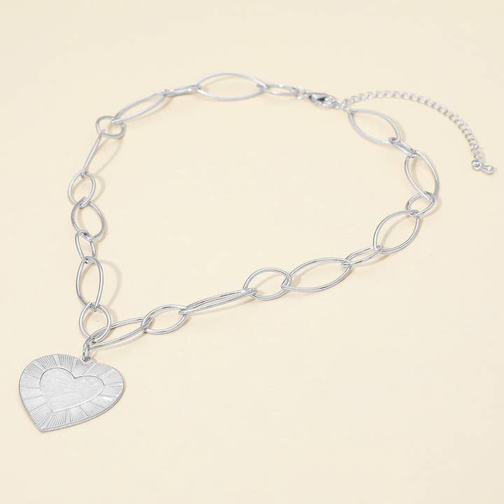 Sensibling Corp. - Wholesale Pendant/Charm Necklace - Bold Textured Heart Pendant Oval Link Chain Necklace5
