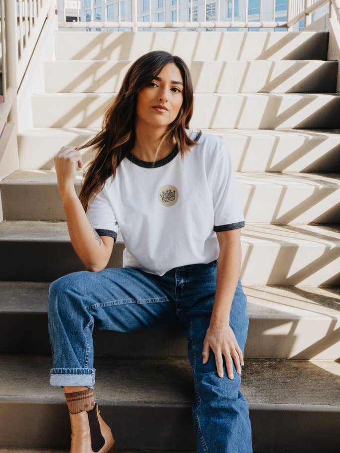 Maglietta Identity Ringer per la vendita all'ingrosso da parte di Crowned Free