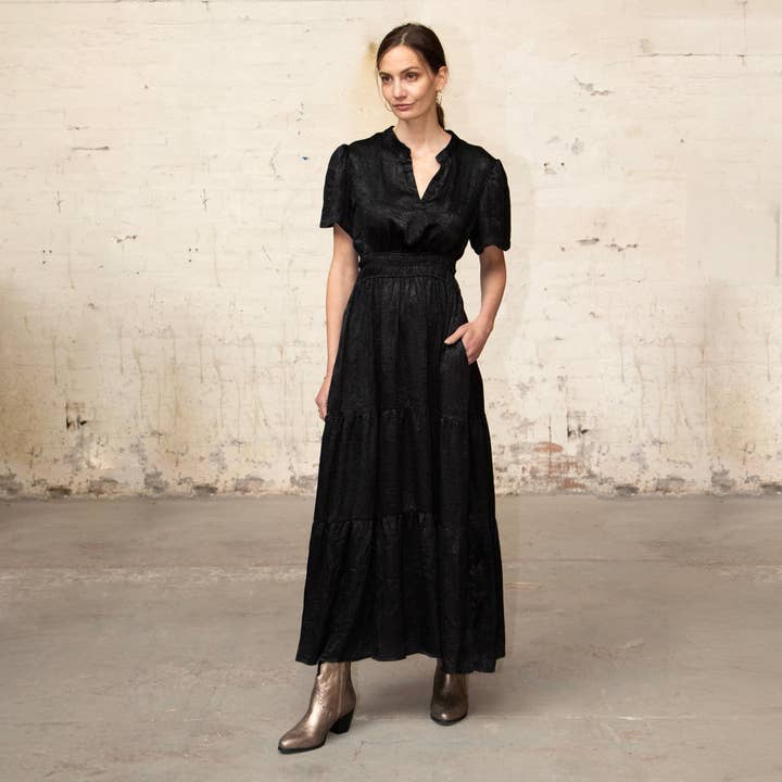 Gestreiftes Maxikleid Roxy - Schwarz, Metallisch für den Großhandel von Sarta