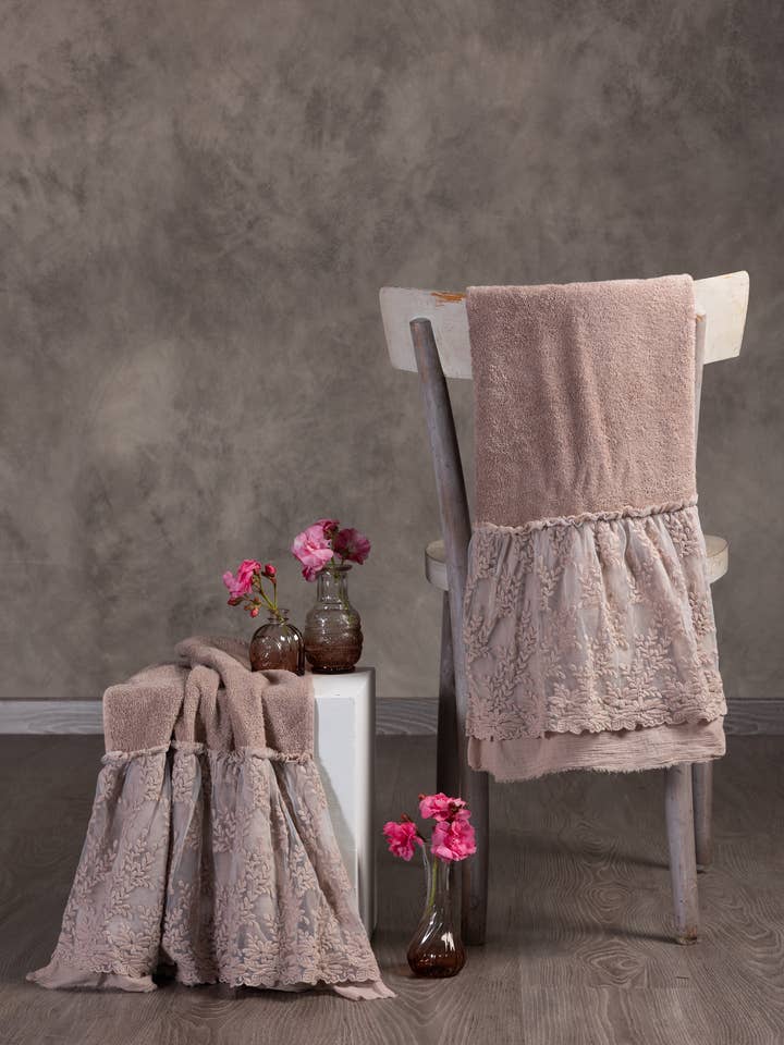 GISELLE, bath towels, made in Italy, 100% cotton for wholesale by OPIFICIO DEI SOGNI by David Home srl