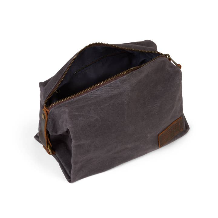 Roosevelt Supply Co. - Wholesale Toiletry Bag - Men's - Waxed canvas toiletry bag