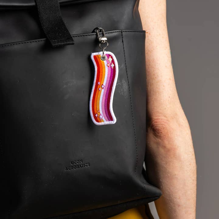 Lesbische Vlag - Trots Sleutelhanger voor wholesale door Play.Gay