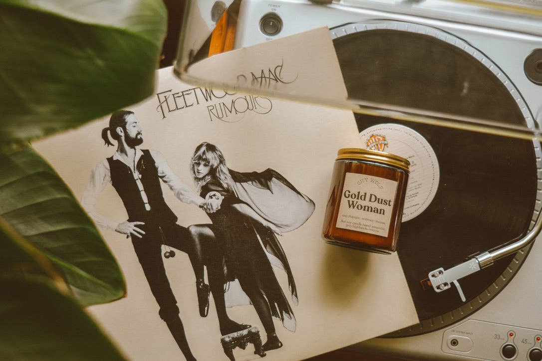 Shy Wolf Candles - Wholesale Jar/Filled Candle - Gold Dust Woman 2